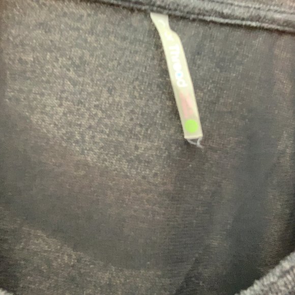 Color Thread long double layer shirt - Picture 3 of 3